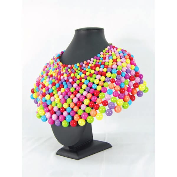 Grand collier d'épaule multicolores en perles de plastique